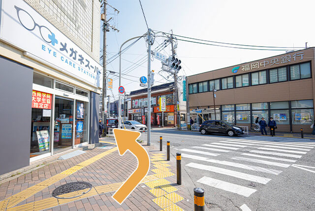 駅からの歩き方02